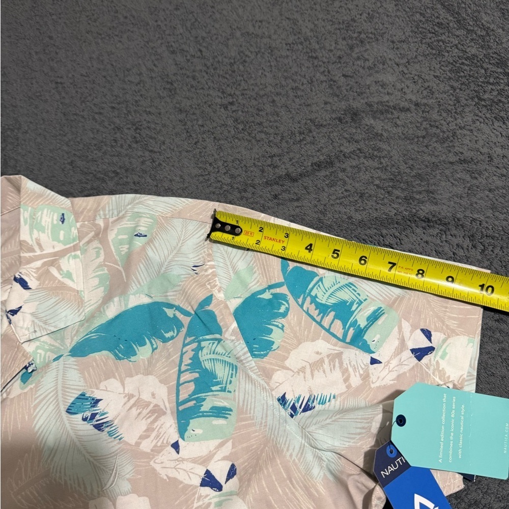 💙NEW!!💙 Nautica Cream and Blue Casual Button Down Shirt🩵🩵XXL🩵 - Picture 6 of 10